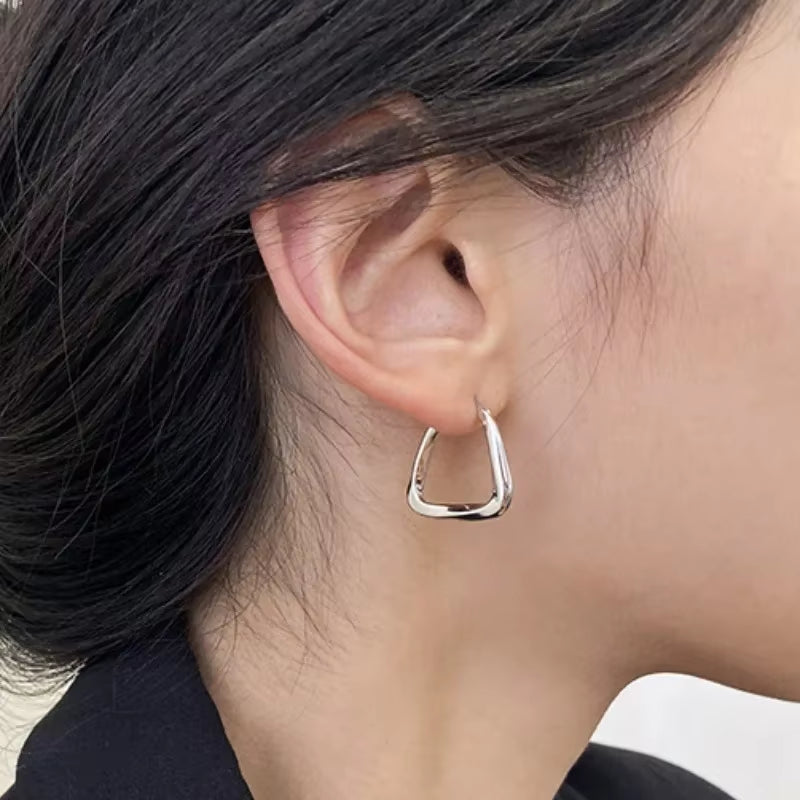 Simple Design Gold Color Geometric Twisted Square Hoop Earrings for Women Creative Young Girls Party Wedding Jewelry