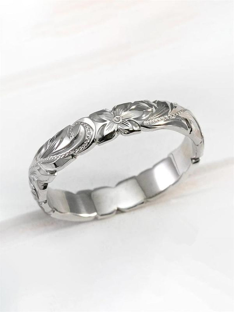 Engraved Flower Ring
