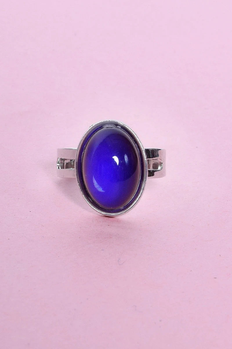 Retro Aura Mood Ring – A 90s Classic, Reborn in Silver Shine