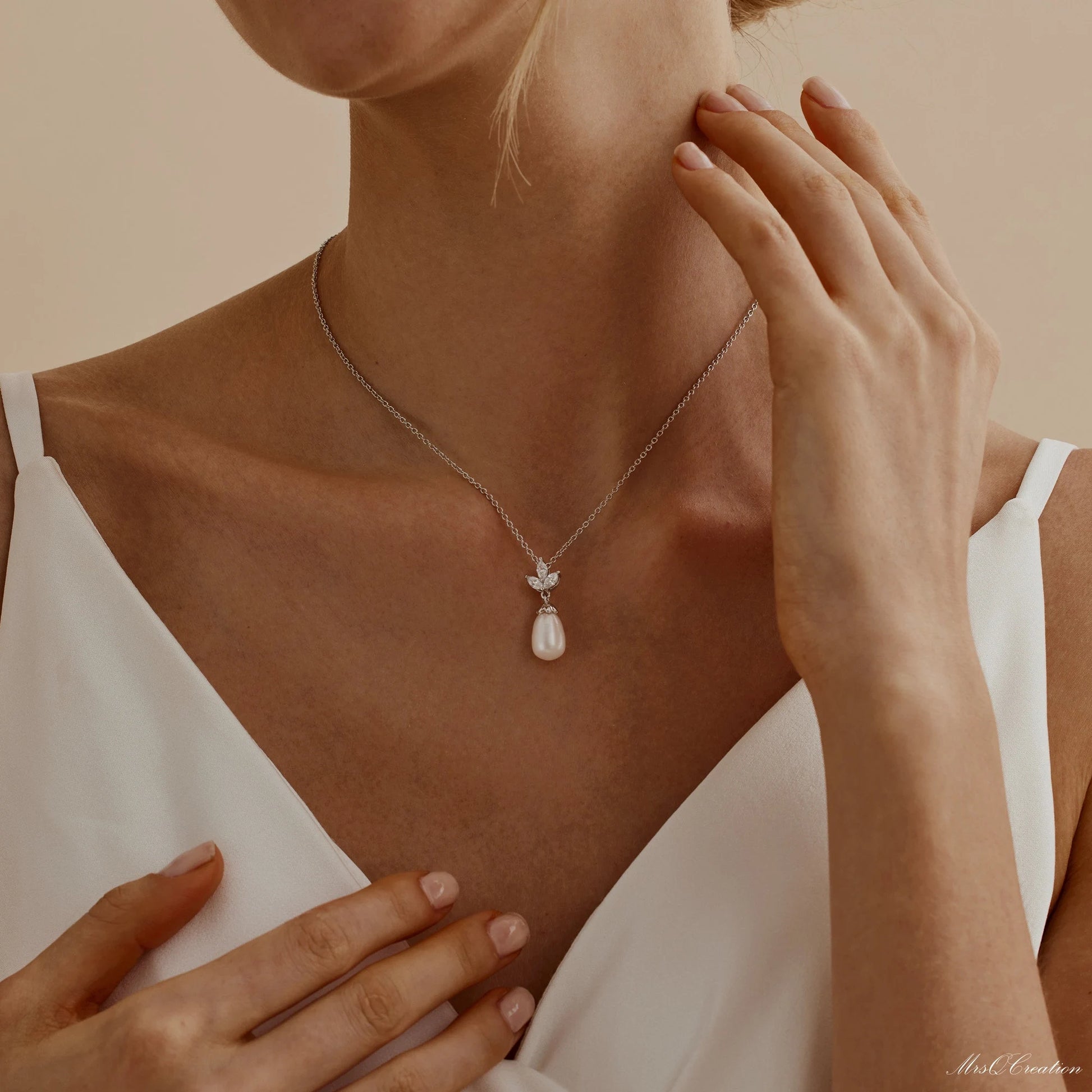 Eternal Pearl & Diamond Necklace – A Whisper of Elegance for Life’s Most Beautiful Moments